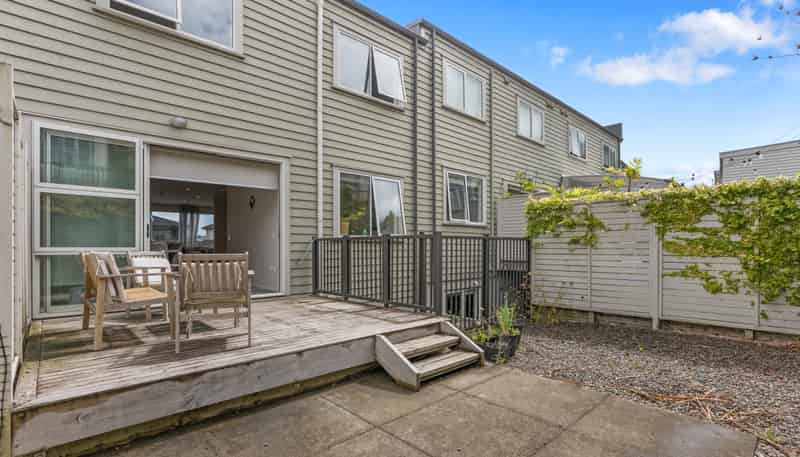 56 Korere Terrace, Stonefields