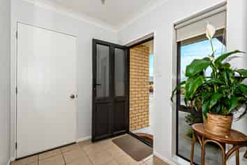 11 Maurton Place, Onerahi