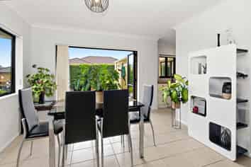 11 Maurton Place, Onerahi