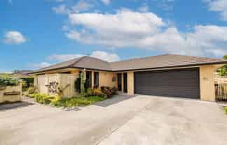 11 Maurton Place, Onerahi