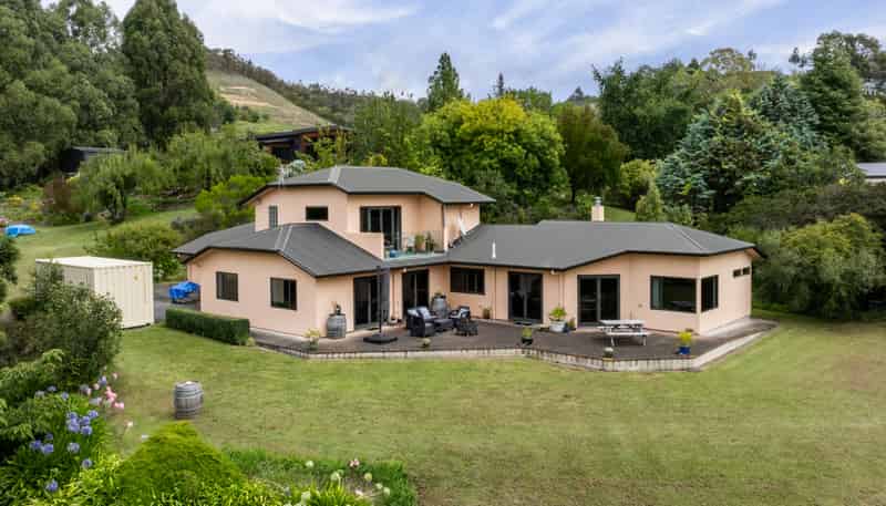 65 Endsleigh Drive, Havelock North