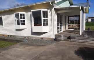 140 Cornwell Road, Eltham