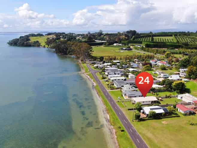 24 Esplanade Road, Ongare Point, Katikati