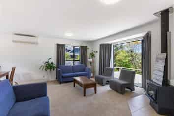 49 Montgomery Avenue, Karori