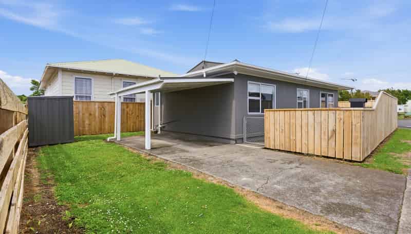 209 Seaview Road, Westown