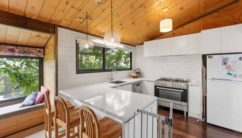 10A Virginia Place, Whalers Gate
