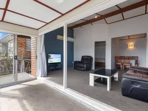 142 Welcome Bay Road, Welcome Bay