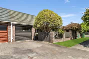 28b Herewini Street, Victoria