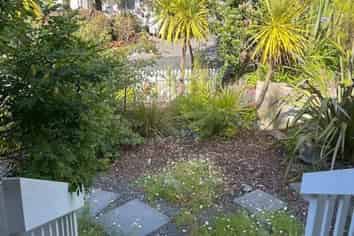 15 Pomare Road, Russell