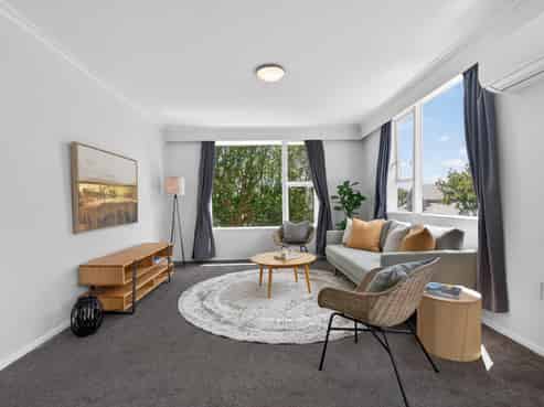 14 Miro Street, Eastbourne