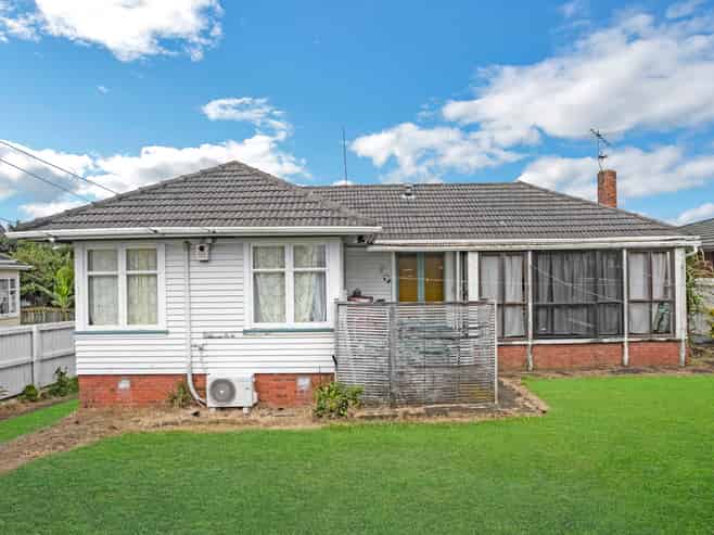 18 Farrelly Avenue, Mount Roskill