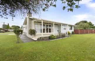 2 Racecourse Avenue, Marton