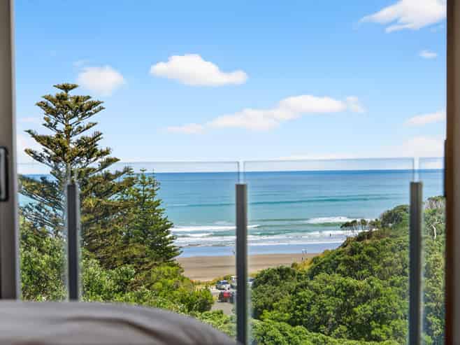 10 Waitea Road, Muriwai