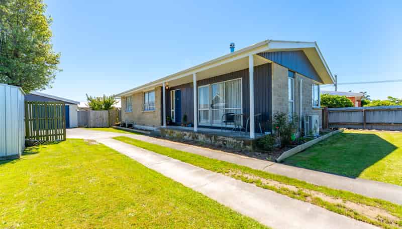 3 Killick Place, Marchwiel