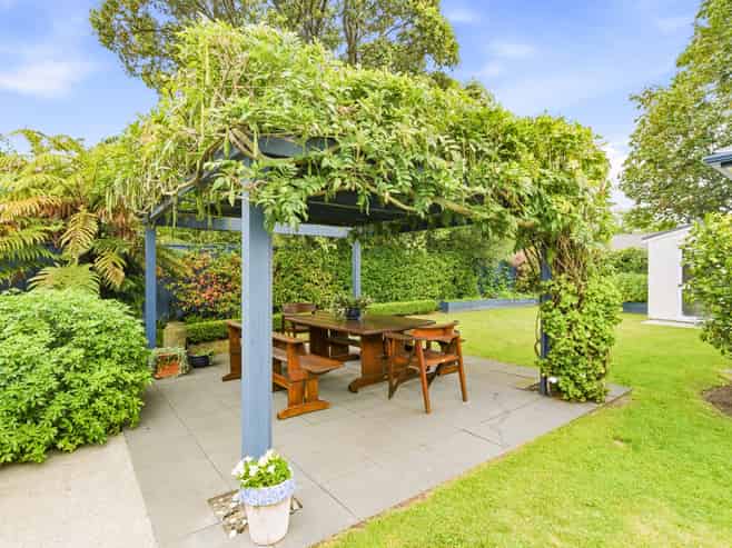 3 Selwyn Crescent, College Estate