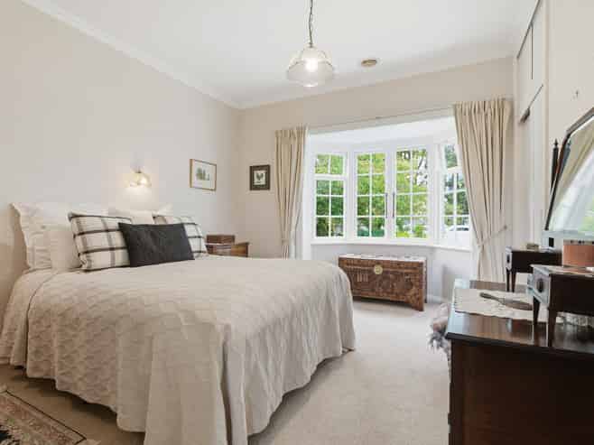 3 Selwyn Crescent, College Estate