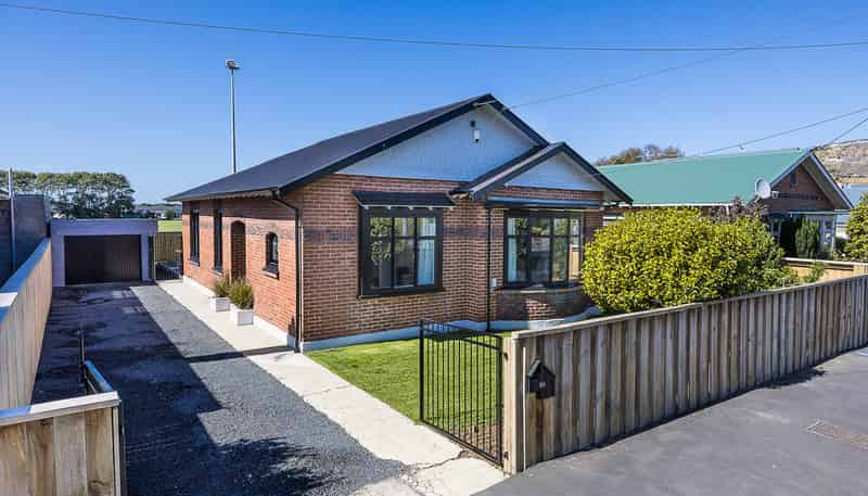 243 Macandrew Road, Forbury