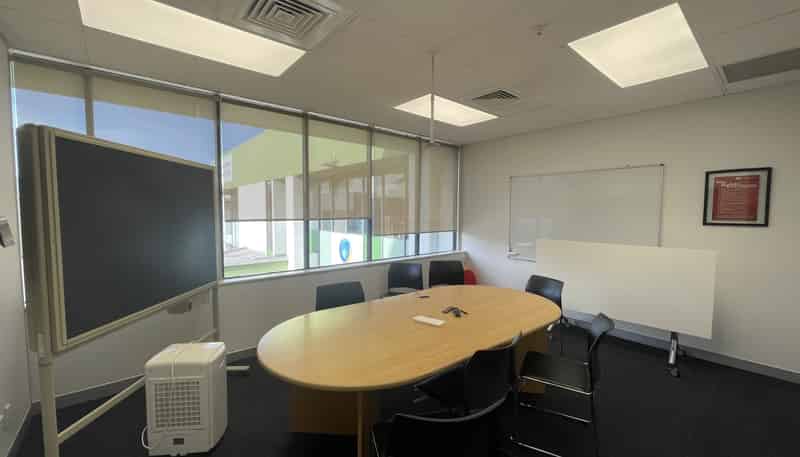 60 Hugo Johnston Drive, Penrose