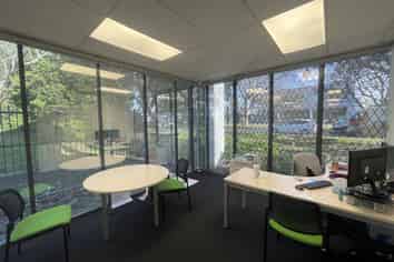 High-quality office space with fitout