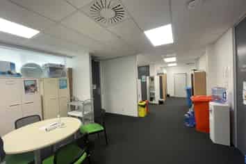 High-quality office space with fitout