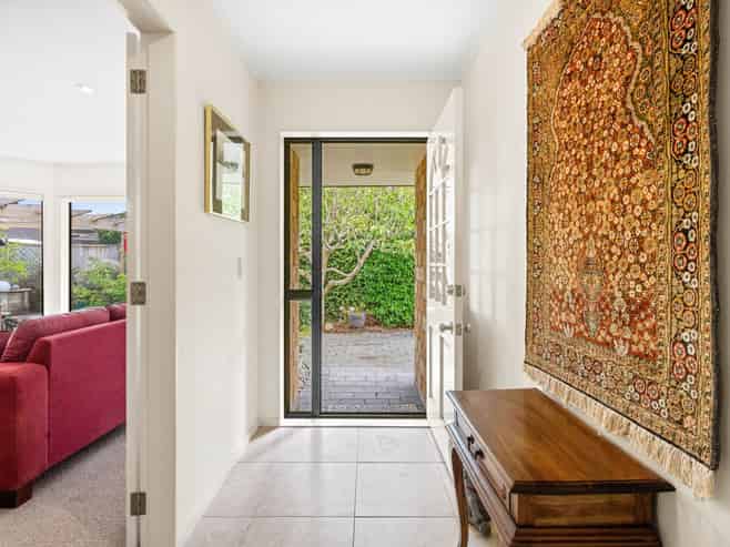 36 Cranbrook Grove, Waikanae