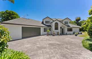 30 Awanui Drive, Waikanae