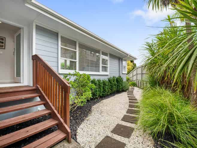 19C Corrella Road, Belmont