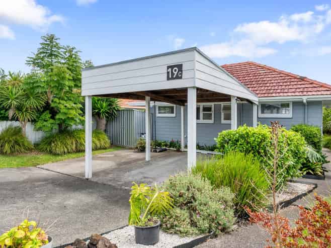 19C Corrella Road, Belmont