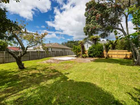 32A Pine Avenue, Henderson