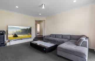 127 Cheyne Road, Pyes Pa