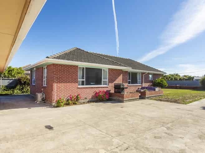 14 Leverett Place, North New Brighton