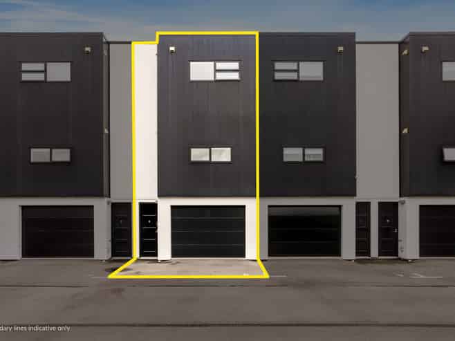 8/18 Ashley Place, Papamoa