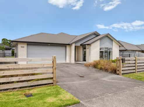 3 Madden Avenue, Kumeu