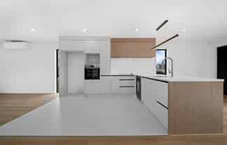 6 Harikoa Way, Karaka