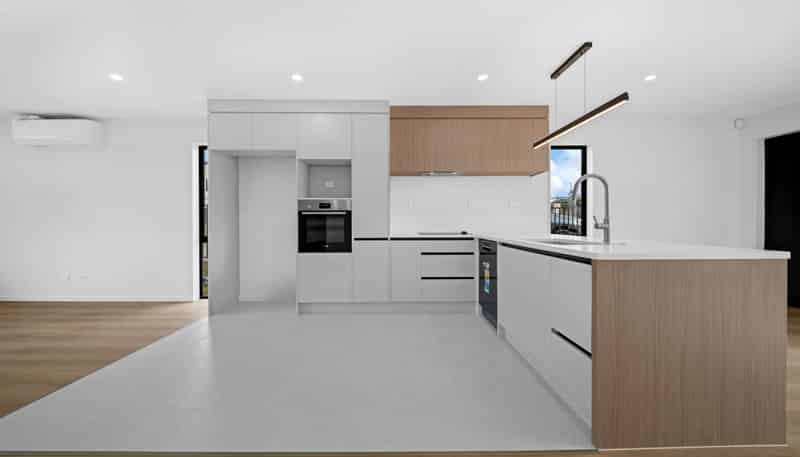 6 Harikoa Way, Karaka