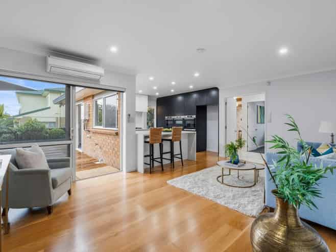 35 Anaheim Boulevard, Shamrock Park