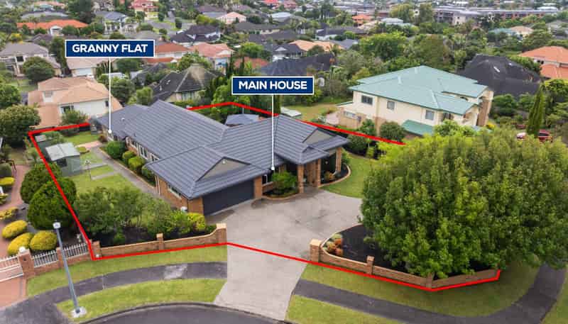 35 Anaheim Boulevard, Shamrock Park