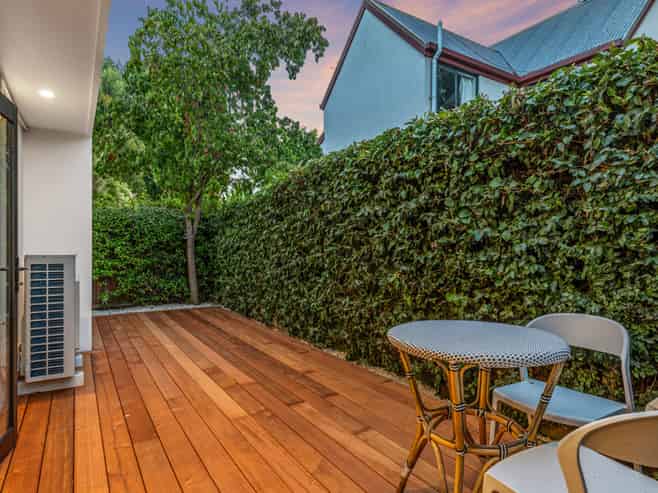 2/8 Mayfair Street, Riccarton