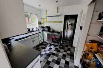 33 Omega Street, Newlands