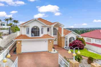 35 McCahill Views, Botany Downs