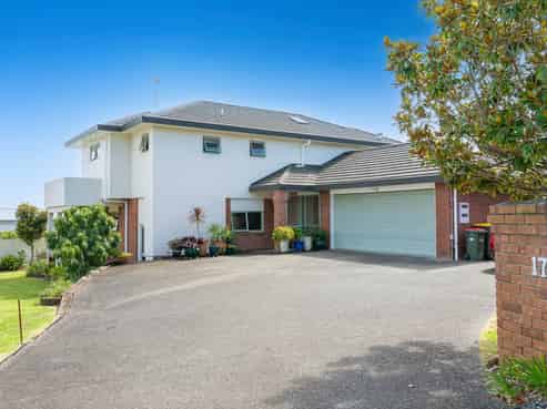 17 Fishermans Cove, Army Bay