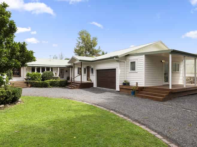 64 Reynolds Road, Rotoorangi