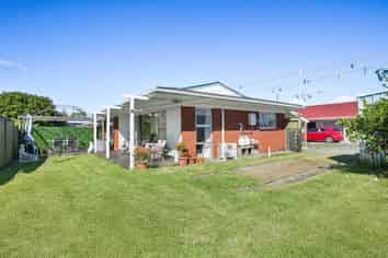 1/162 Pigeon Mountain Road, Half Moon Bay