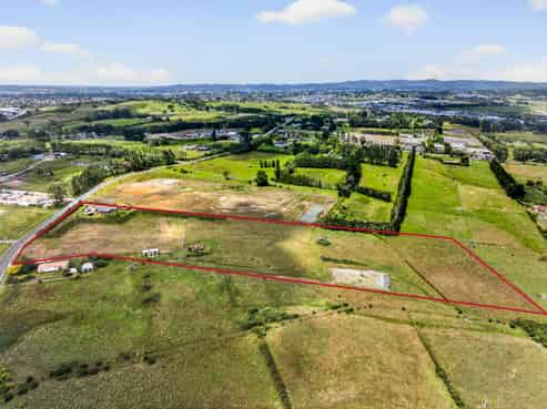 4ha Industrial Land – 900 metres to motorway