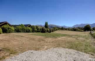 3 Nokomai Street, Wanaka
