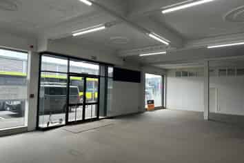 Affordable Showroom and WIDE frontage