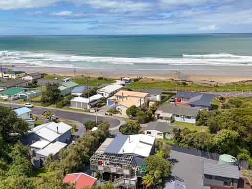 9 Moana Street, Kaka Point