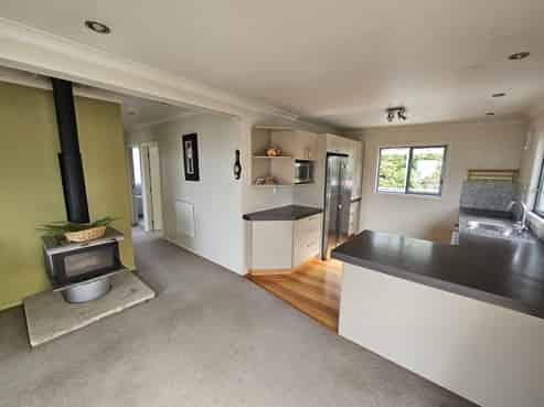 9 Moana Street, Kaka Point