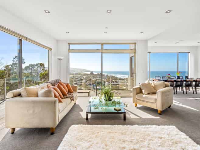 75 Ravenswood Road, Saint Clair