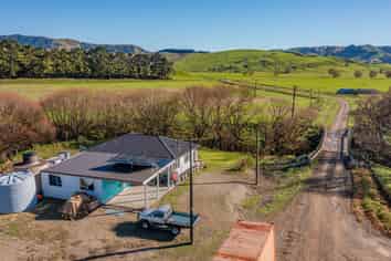 40 Jones Road, Porangahau